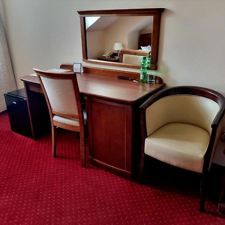 Hotel Ритв'яни Екстер'єр фото