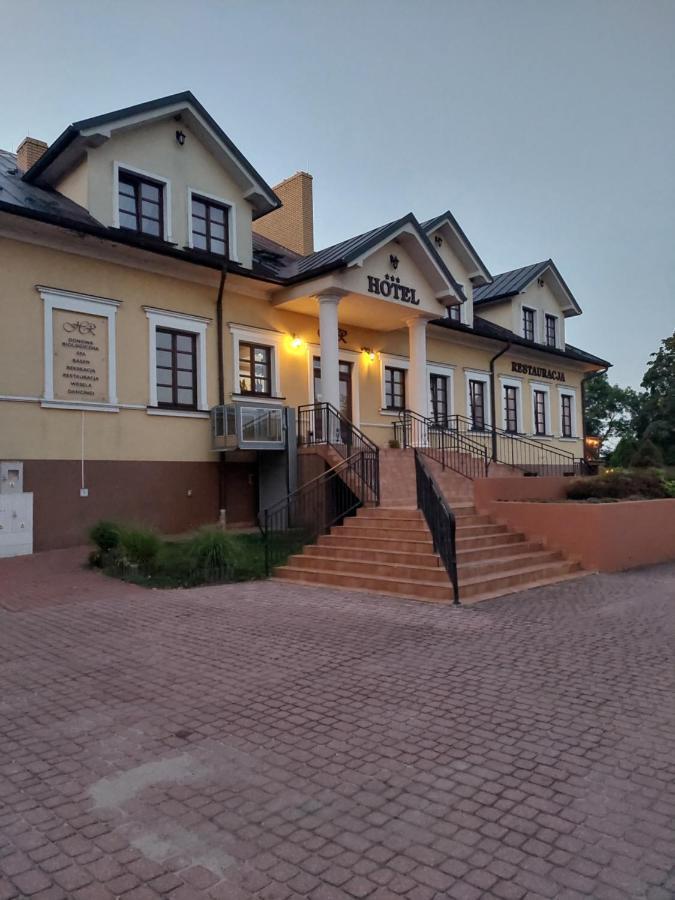 Hotel Ритв'яни Екстер'єр фото